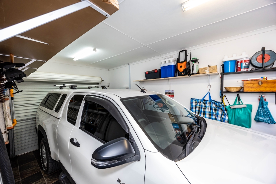 4 Bedroom Property for Sale in Cosy Corner Eastern Cape